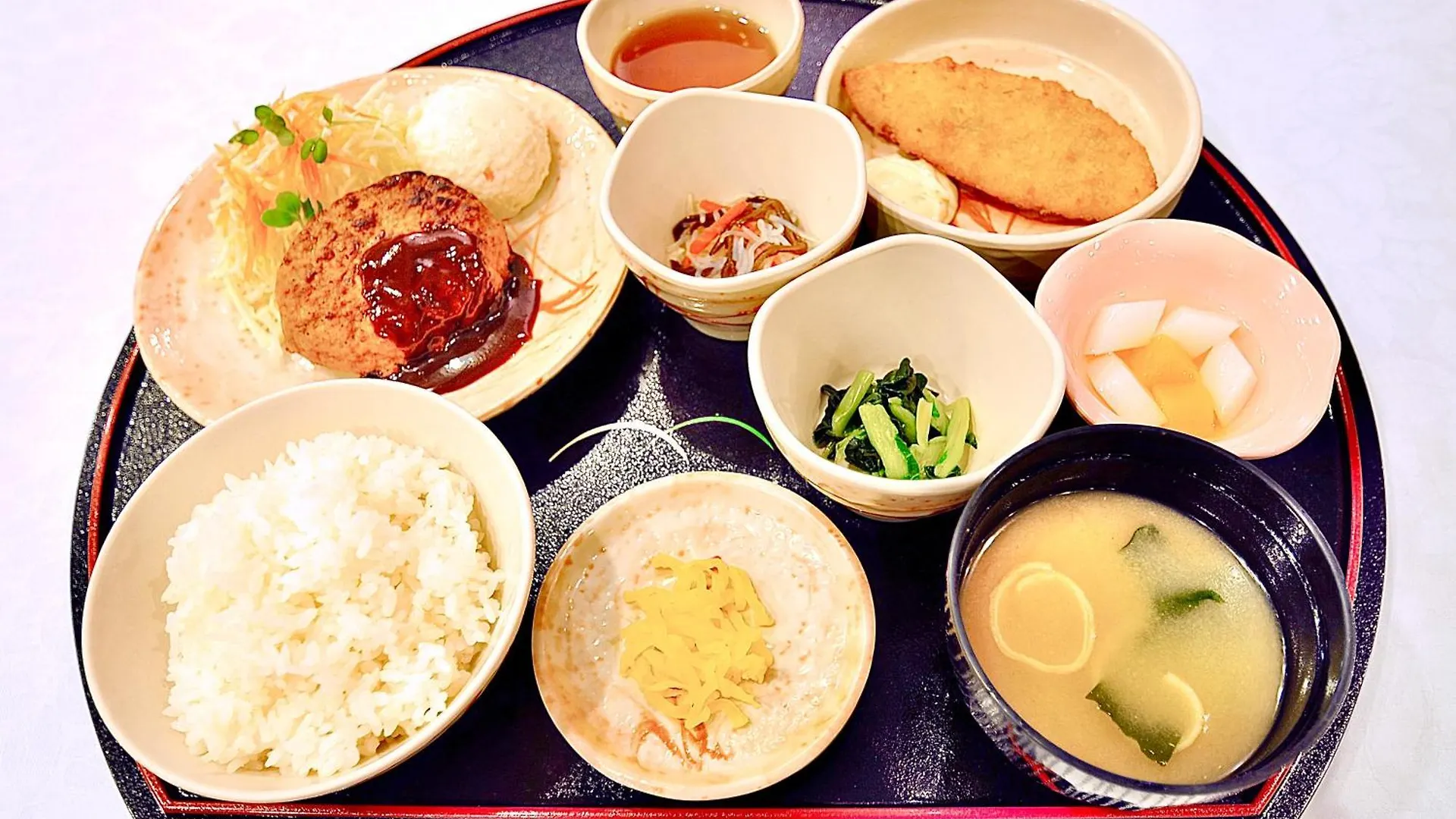 Kyoto Universal Hotel Karasuma Japán